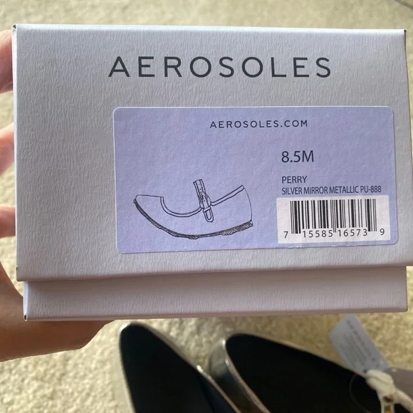 AEROSOLES 'Perry' Size 8.5 Silver Mirror Metallic Mary Jane Flats Shoes - Picture 8 of 9